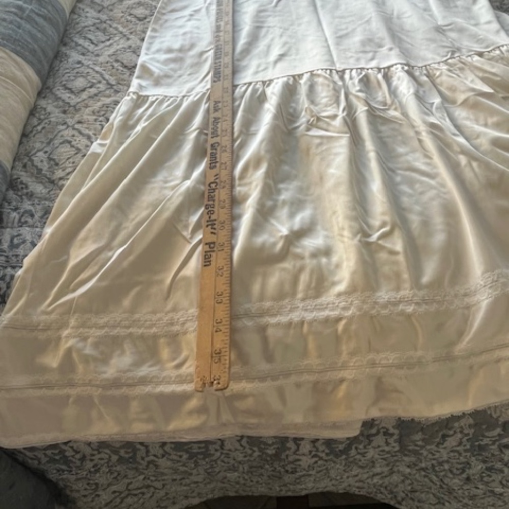 Vtg JCPenney Ivory Calf-Length Slip Sz L/XL Retro 50's Pin-Up Rockabilly - Picture 11 of 11